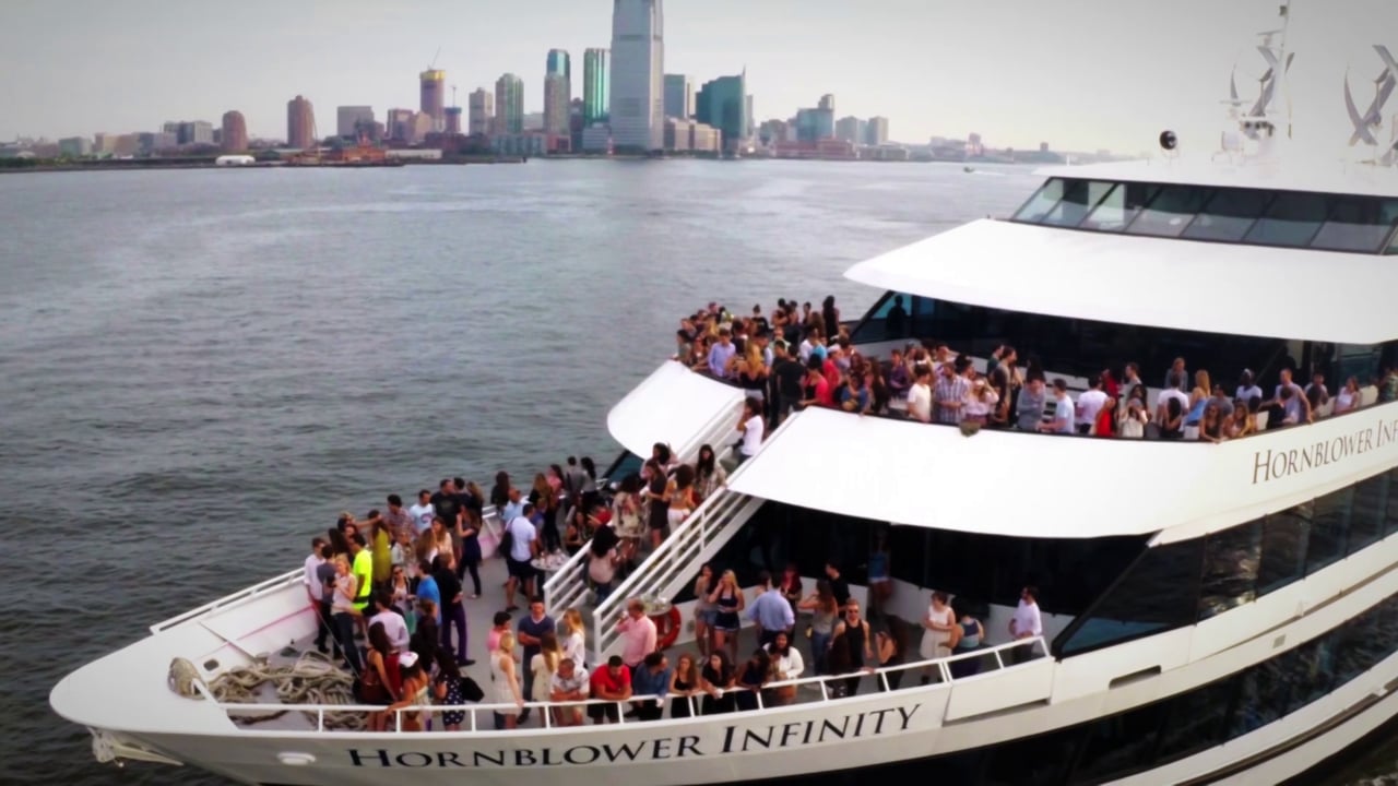 nyc yacht party cruise