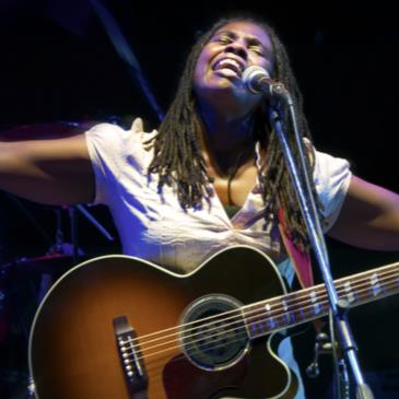 Ruthie Foster-img