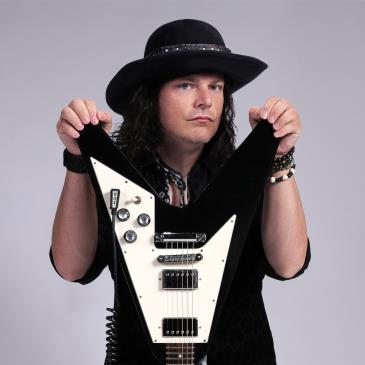 Anthony Gomes - Music Is The Medicine Benefit: 