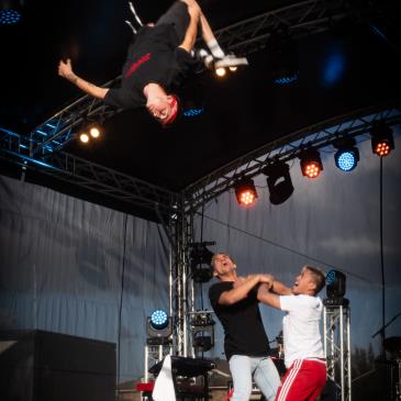 Parkour | Acrobatics | Breakdancing for kids