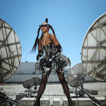 I Love To Get 2 On: Tinashe Tribute